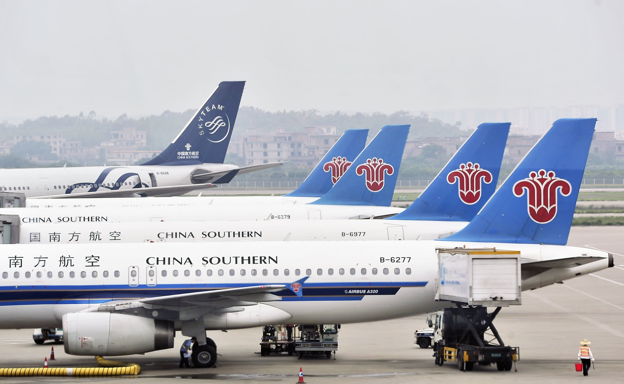 Tìm hiểu về các hãng hàng không Trung Quốc - CHINA SOUTHERN AIRLINES